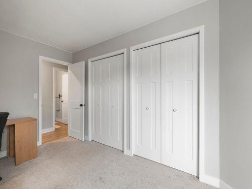 1034 E Travelers Trail, 32, Burnsville, MN 55337