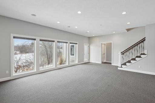 512 Oak Ridge Place, Minnetonka, MN 55305