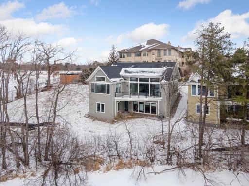 512 Oak Ridge Place, Minnetonka, MN 55305