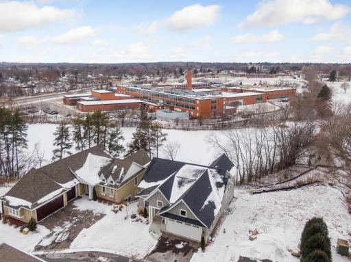 512 Oak Ridge Place, Minnetonka, MN 55305