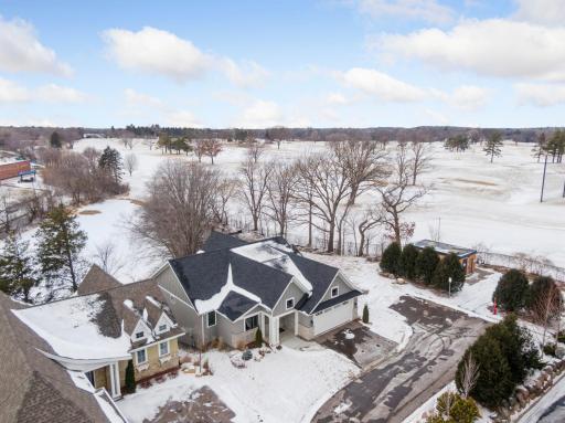512 Oak Ridge Place, Minnetonka, MN 55305