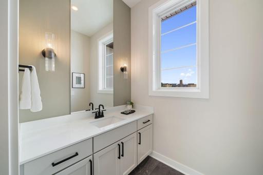 5734 Kelvin Avenue N, Lake Elmo, MN 55042