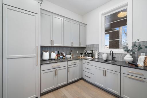 5734 Kelvin Avenue N, Lake Elmo, MN 55042