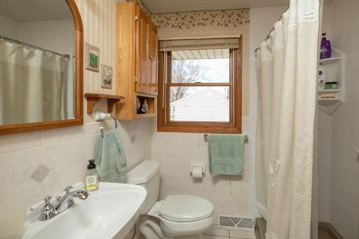 2306 6th Street NW, Austin, MN 55912