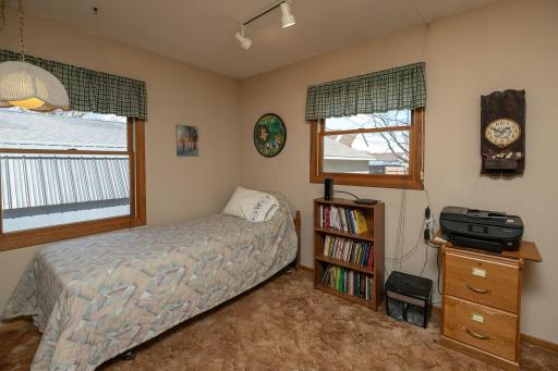 2306 6th Street NW, Austin, MN 55912