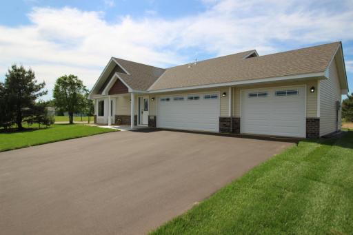 1064 241st Lane NE, East Bethel, MN 55005