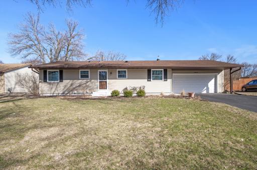 10532 Wellington Lane N, Maple Grove, MN 55369