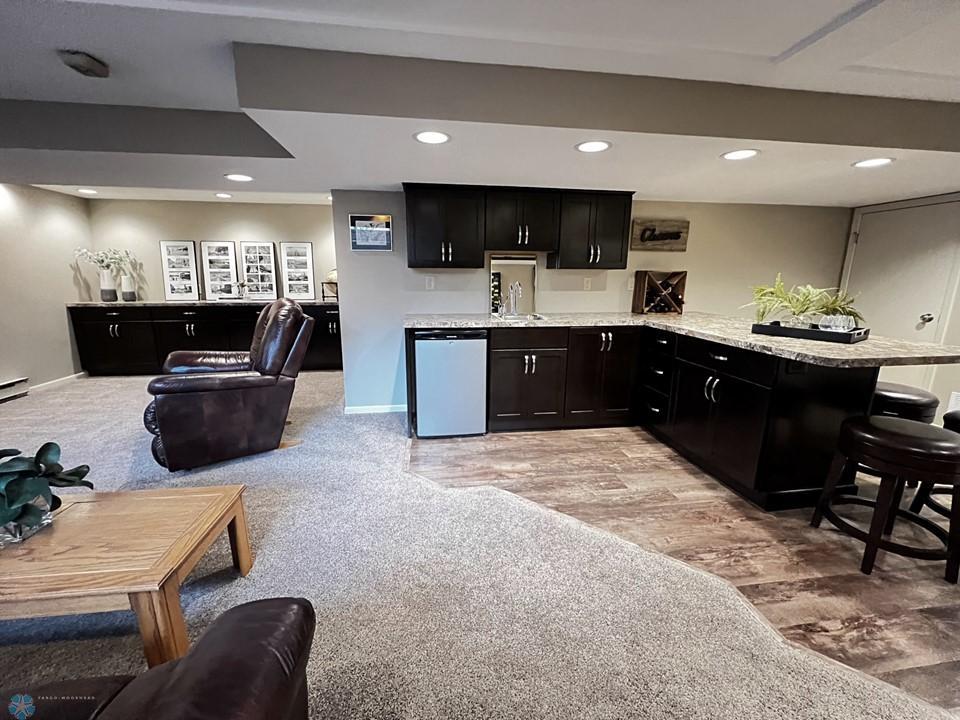 41 - Base Entertain Area.jpg