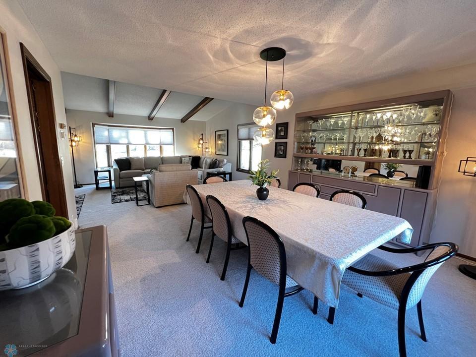 18 - Formal Dining.jpg