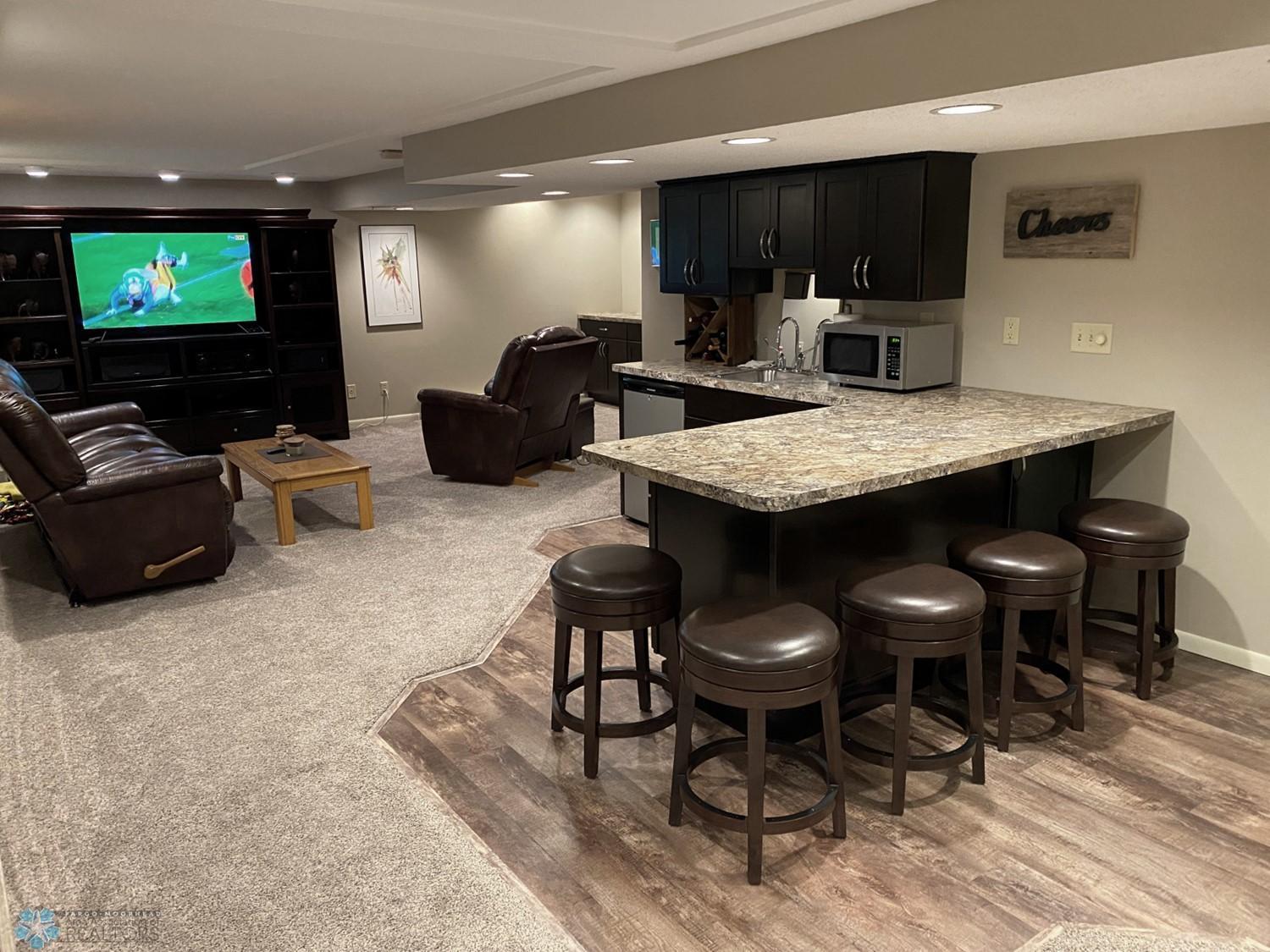 39 - Basement Counter.jpg