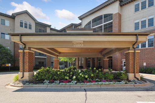 7100 Metro Boulevard, 206, Edina, MN 55439