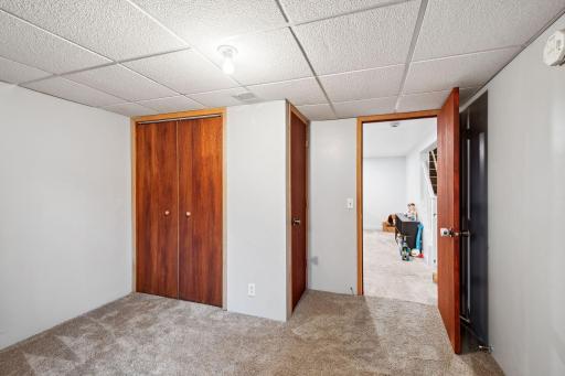 7863 Sunnyside Road, Mounds View, MN 55112