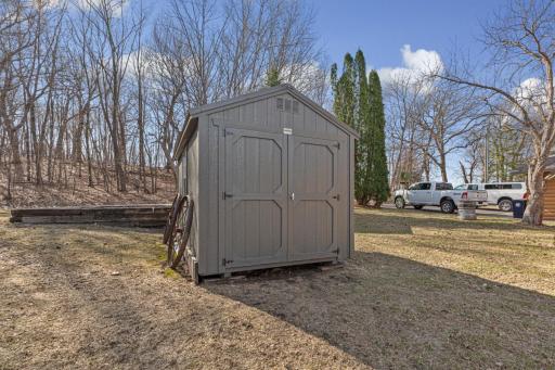 18 Shed.jpg
