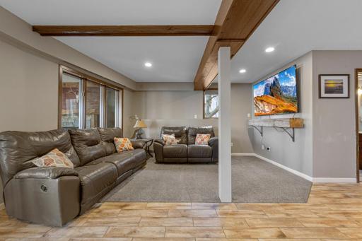 59 Family room_lower.jpg