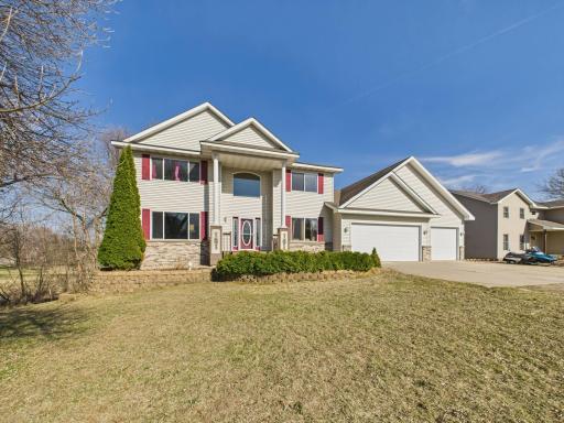 814 3rd Avenue SW, Saint Joseph, MN 56374