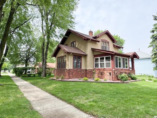 1201 6th Avenue, Worthington, MN 56187