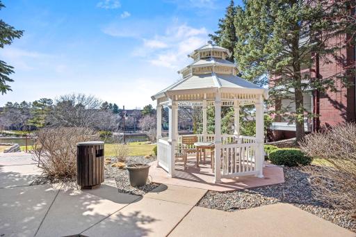 7520 Edinborough Way, 2208, Minneapolis, MN 55435