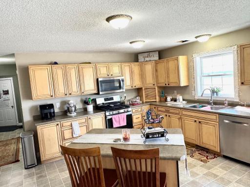 Photo for 32661 County Road 16, Roseau, MN 56751 - Listing #6699152 32661 County Road 16, Roseau, MN 56751