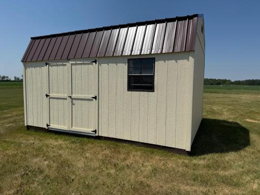 32661 County Road 16, Roseau, MN 56751