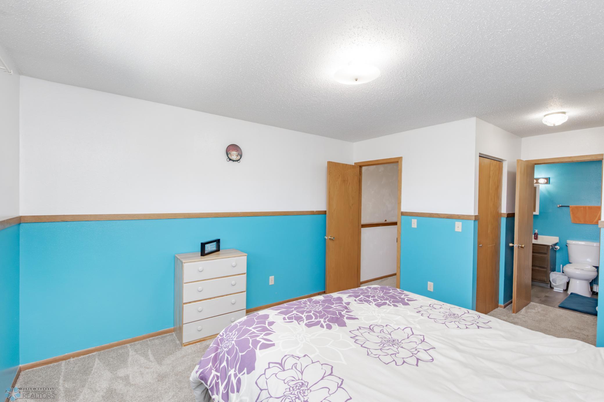 PRIMARY BEDROOM UPPER LEVEL