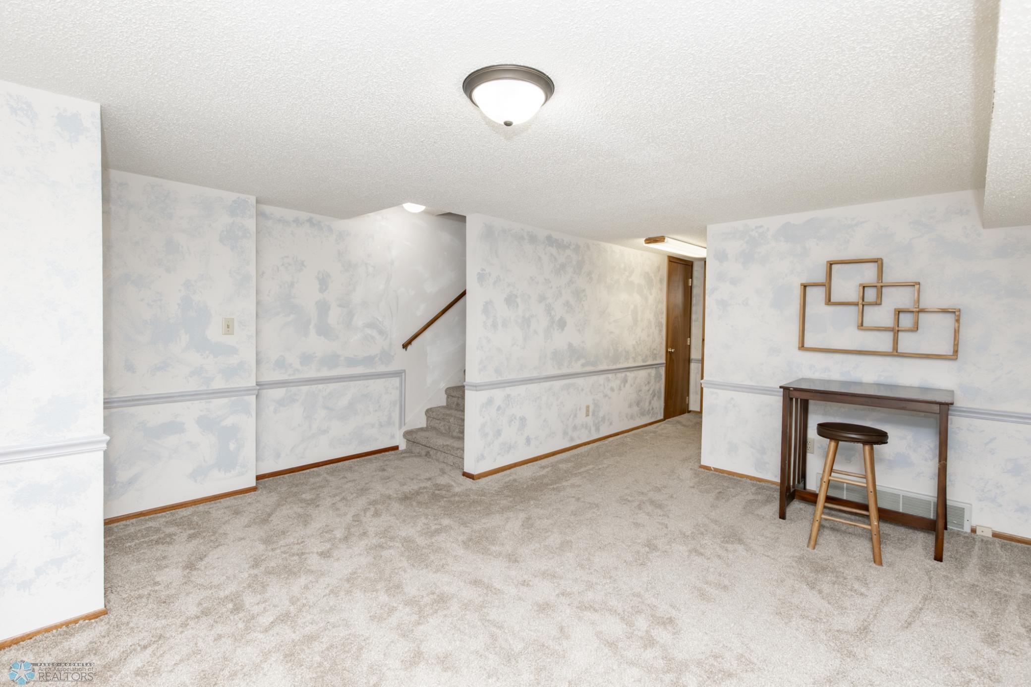 BASEMENT FAMILY ROOM