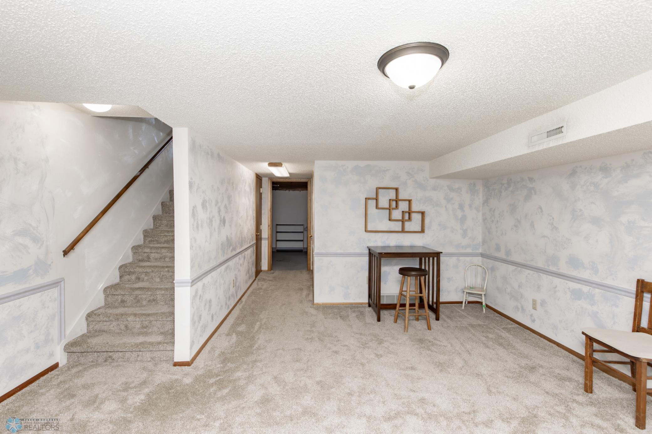 BASEMENT FAMILY ROOM
