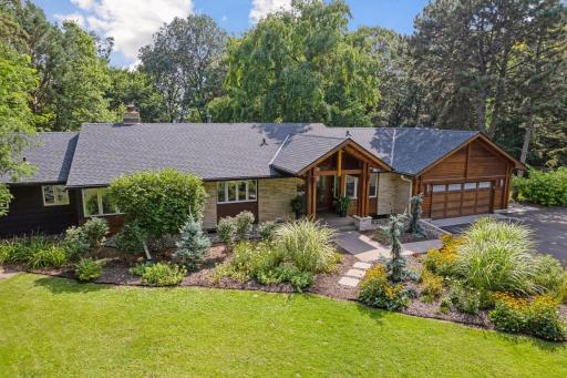 2018 Lower Saint Dennis Road, Saint Paul, MN 55116