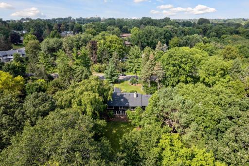 2018 Lower Saint Dennis Road, Saint Paul, MN 55116