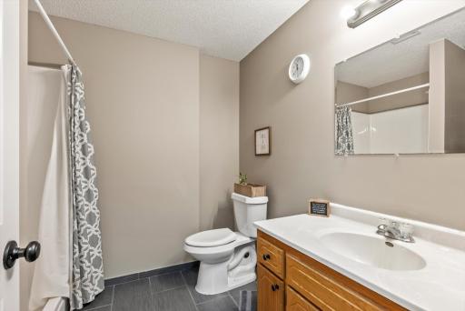 524 Dogwood Street SW, Isanti, MN 55040