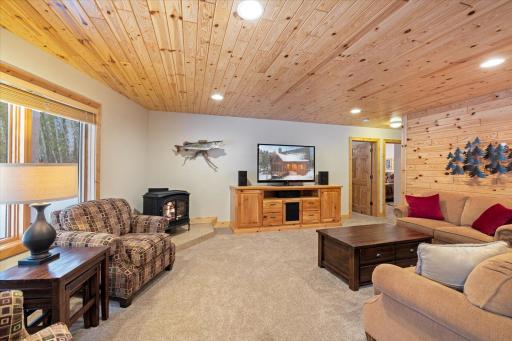 6507 Voyageurs Trail, Aurora, MN 55705