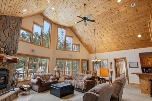6507 Voyageurs Trail, Aurora, MN 55705