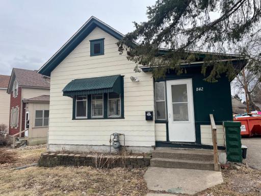 842 4th Street E, Saint Paul, MN 55106