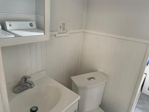 842 4th Street E, Saint Paul, MN 55106