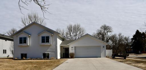 320 Markley Avenue S, Thief River Falls, MN 56701