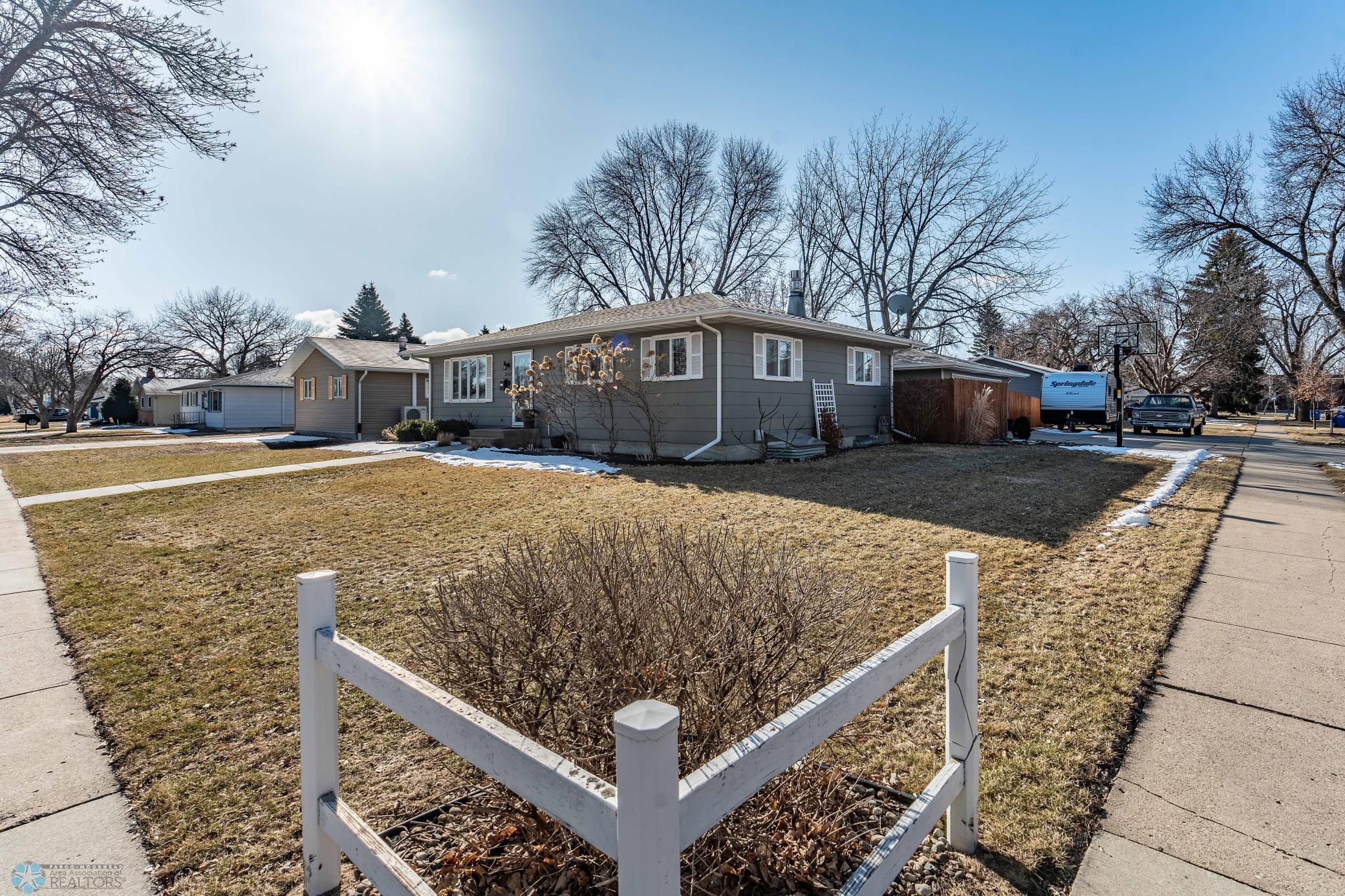 3142 Edgewood Dr N. Fargo-106.jpg