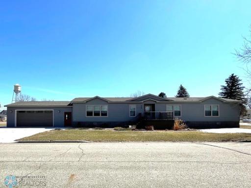 535 5th Street, Wyndmere, ND 58081