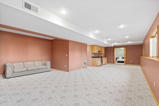 2316 87th Trail N, Brooklyn Park, MN 55443