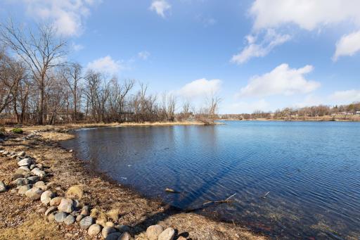 All of us that love water understand how special living on a lake is. This location is ideal!