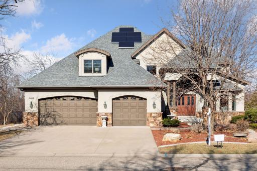 This Custom Build was completed by a well-known Wayzata builder with the current owners.