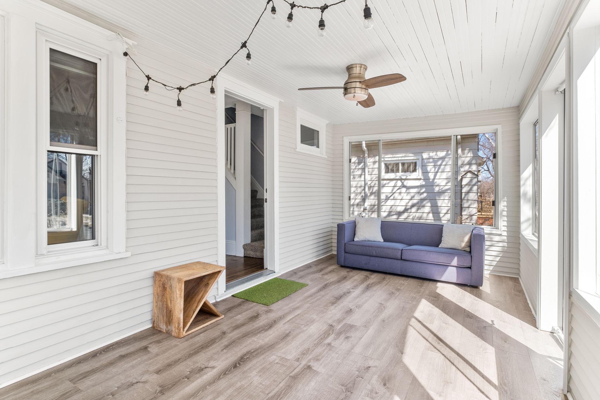 30-web-or-mls-3932 44th Ave S-0030.jpg