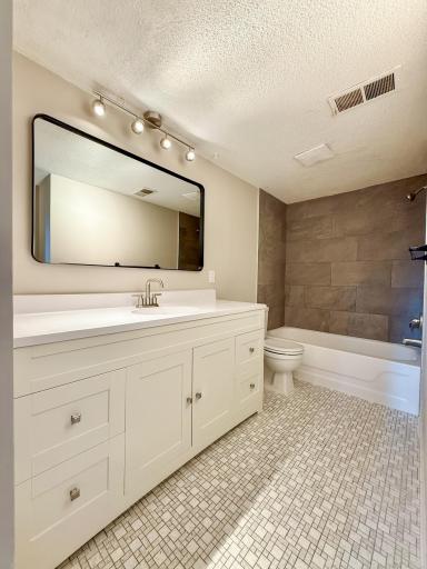 8252 Brunswick Avenue N, Minneapolis, MN 55443
