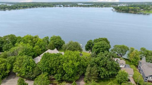 Beautiful Crystal Bay property from every angle