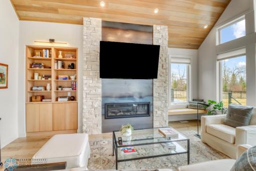9273 Didrick Drive, Horace, ND 58047