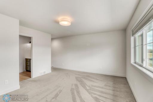 9273 Didrick Drive, Horace, ND 58047