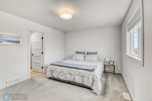 9273 Didrick Drive, Horace, ND 58047