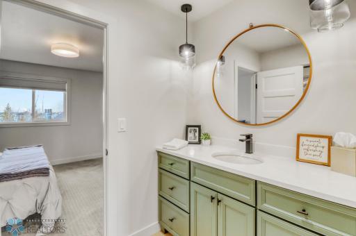 9273 Didrick Drive, Horace, ND 58047