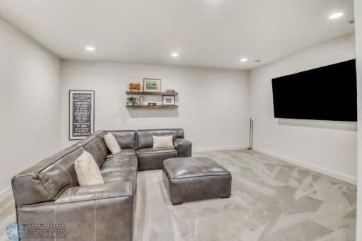 9273 Didrick Drive, Horace, ND 58047