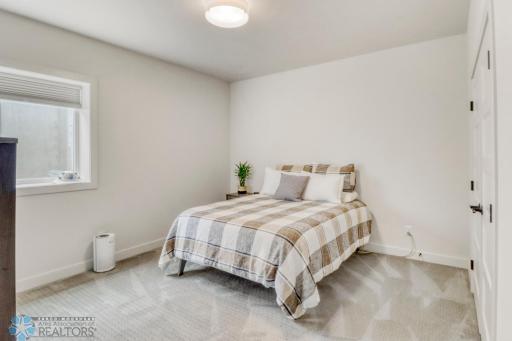9273 Didrick Drive, Horace, ND 58047