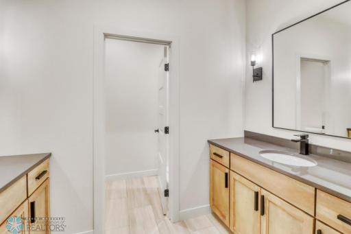 9273 Didrick Drive, Horace, ND 58047