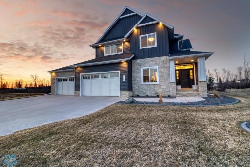 9273 Didrick Drive, Horace, ND 58047